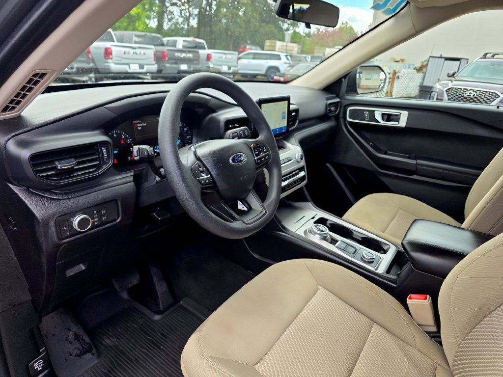 Used 2022 Ford Explorer 4WD image 11
