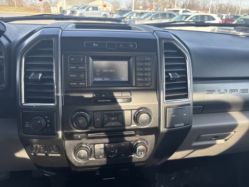 Used 2017 Ford F250 XLT w/ XLT Value Package image 24