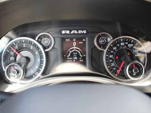 Used 2019 RAM 1500 Big Horn AWD/4WD image 22