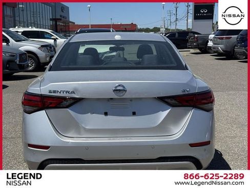 Used 2021 Nissan Sentra SV FWD image 9
