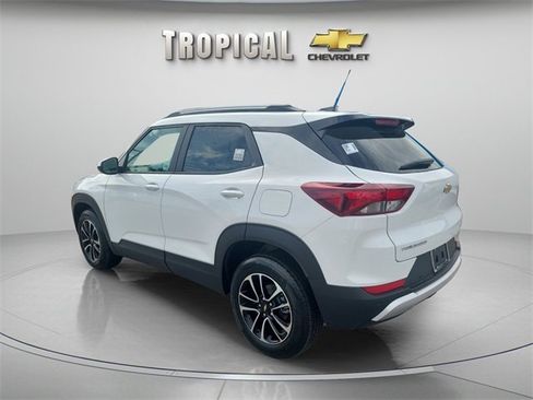 New 2026 Chevrolet TrailBlazer LT w/ Driver Confidence Package image 3