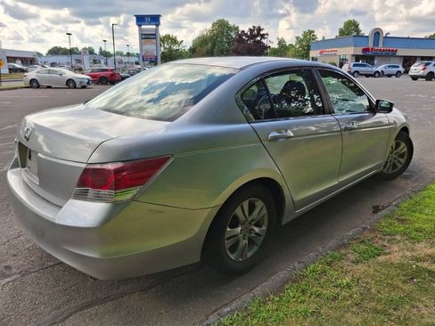 Used 2010 Honda Accord LX-P image 5