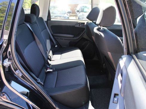 Used 2016 Subaru Forester 2.5i Premium w/ All-Weather Package AWD/4WD image 29