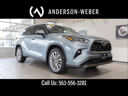 Used 2023 Toyota Highlander Platinum