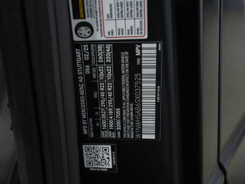 Used 2025 Mercedes-Benz G 63 AMG 4MATIC image 18