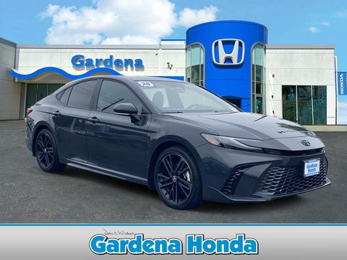 Used 2026 Toyota Camry XSE FWD image 1