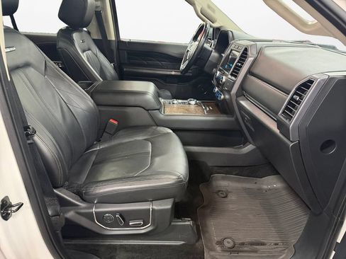 Used 2018 Ford Expedition Max Platinum AWD/4WD image 9