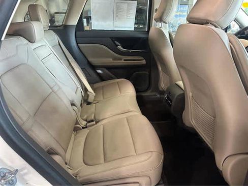 Used 2022 Lincoln Corsair Reserve w/ Equipment Group 201A image 28