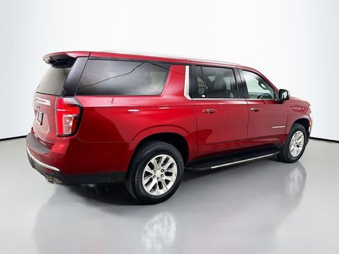 Used 2024 Chevrolet Suburban Premier AWD/4WD image 9