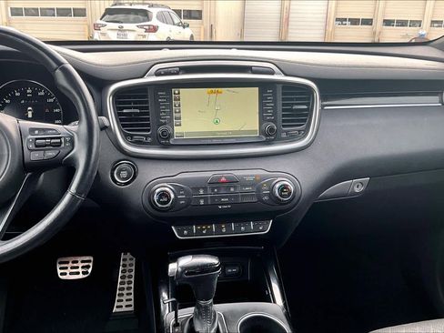 Used 2016 Kia Sorento SX image 6