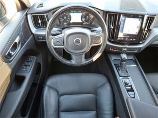 Used 2019 Volvo XC60 T6 Momentum w/ Multimedia Package video 2