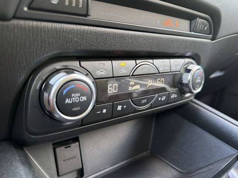 Used 2018 MAZDA CX-5 Touring FWD image 19