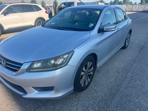 Used 2014 Honda Accord LX image 1