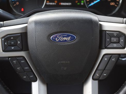 Used 2016 Ford F150 Lariat image 18