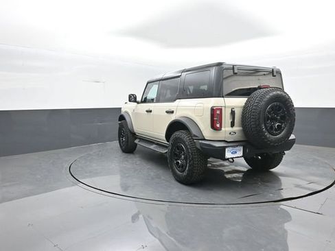 New 2026 Ford Bronco Badlands w/ Sasquatch Package image 5