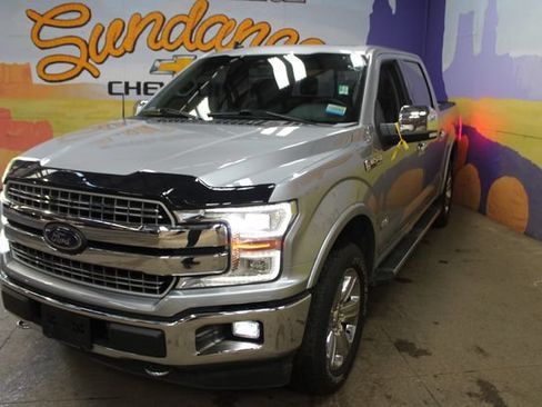 Used 2020 Ford F150 Lariat w/ Equipment Group 502A Luxury AWD/4WD image 4