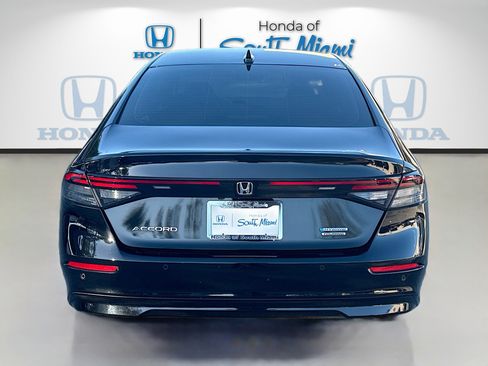 Certified 2023 Honda Accord Touring image 6
