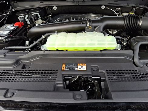 New 2025 Ford Expedition Max Active image 19