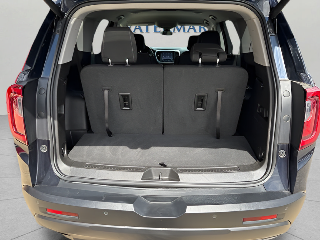 Used 2021 GMC Acadia SLE w/ Driver Convenience Package FWD image 27