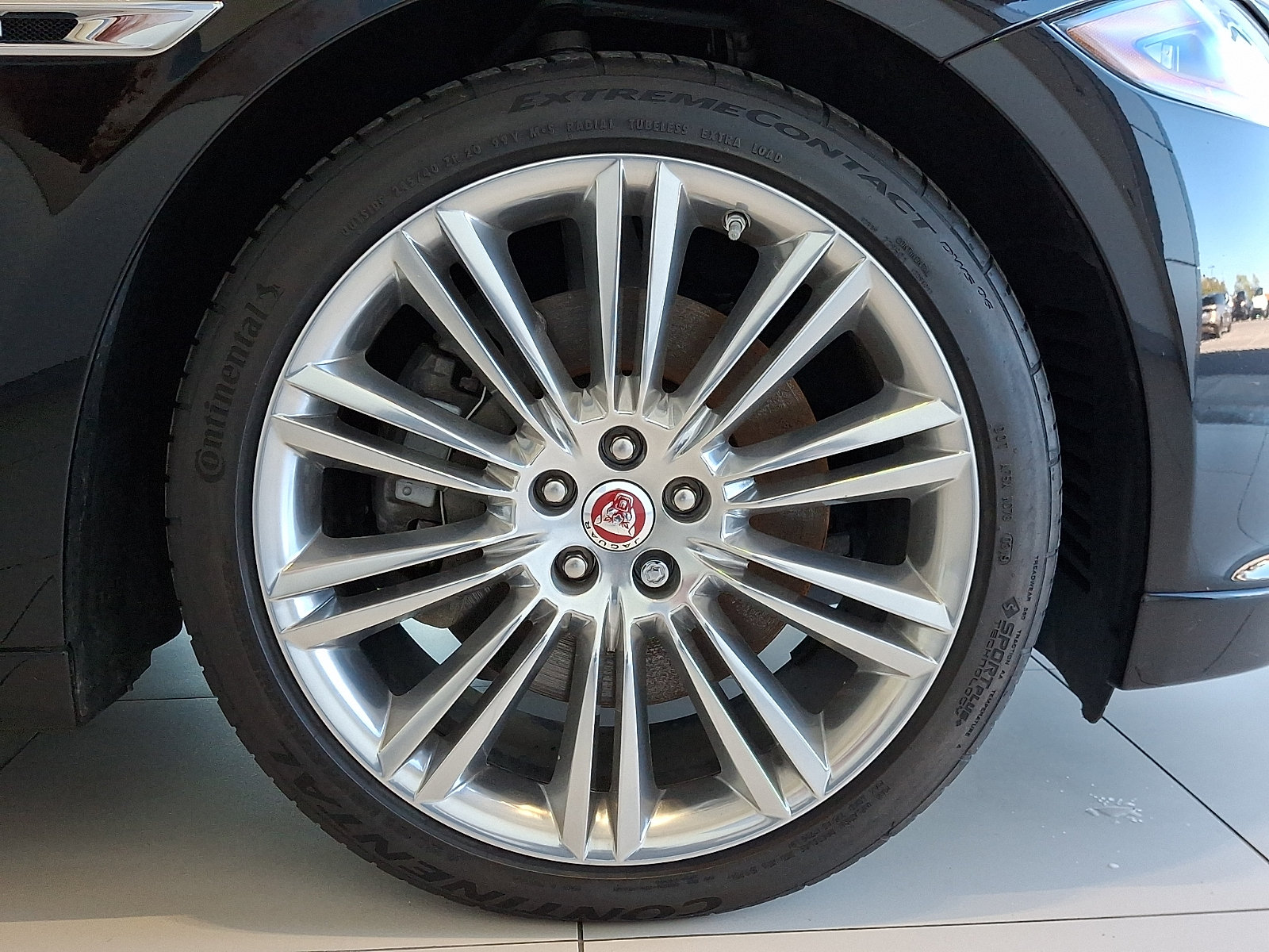Used 2017 Jaguar XJ R-Sport AWD/4WD image 7