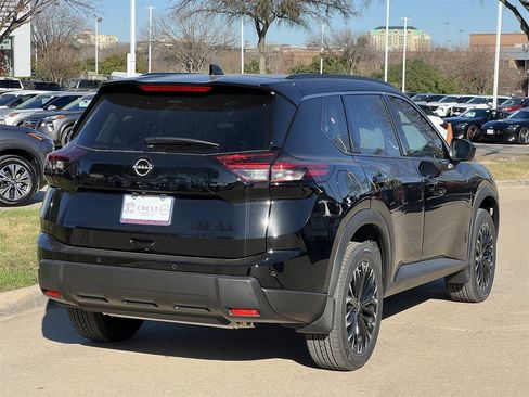 New 2026 Nissan Rogue SV image 4