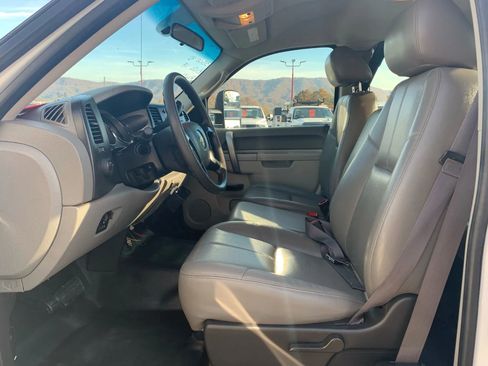 Used 2013 Chevrolet Silverado 3500 W/T image 6