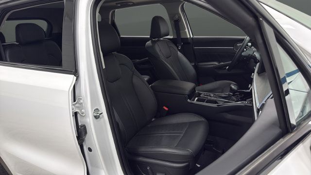 Used 2024 Kia Sorento SX AWD/4WD image 25