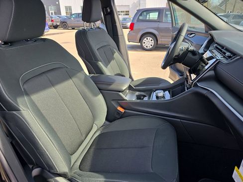 New 2026 Jeep Grand Cherokee L L LAREDO X 4X4 image 10