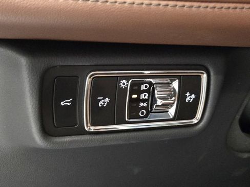 Used 2025 Lincoln Aviator Reserve w/ Equipment Group 201A AWD/4WD image 24