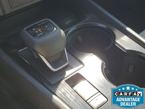 Used 2022 Nissan Rogue SV image 19