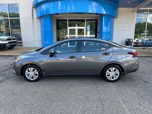 Used 2024 Nissan Versa S w/ Trunk Package FWD image 9