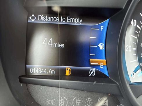 Used 2023 Ford Edge SEL w/ Convenience Package image 20