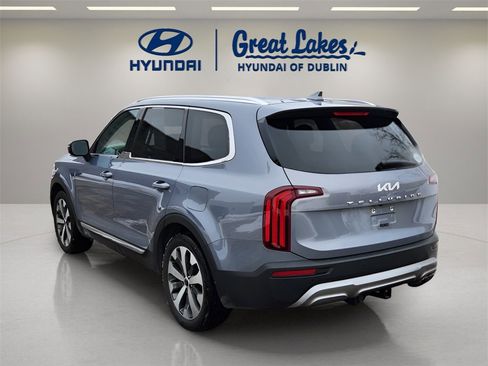 Used 2022 Kia Telluride EX w/ EX Premium Package image 3