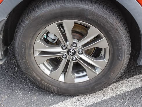 Used 2014 Hyundai Santa Fe Sport w/ Premium Equipment Package 03 FWD image 13