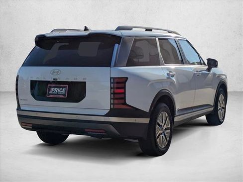 New 2026 Hyundai Palisade SEL Premium FWD image 2