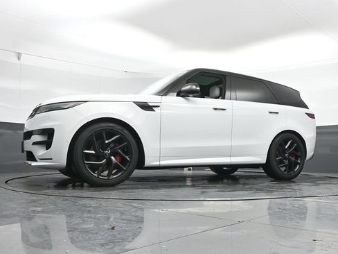 Used 2024 Land Rover Range Rover Sport Dynamic SE AWD/4WD image 45