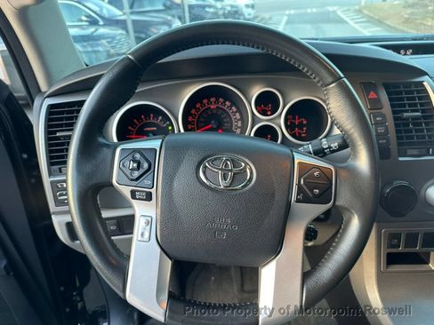 Used 2017 Toyota Sequoia SR5 RWD image 10