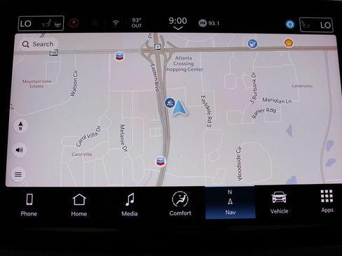Used 2024 Chrysler Pacifica Limited FWD image 13