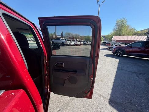 Used 2004 Chevrolet Colorado LS w/ Power Convenience Package image 24