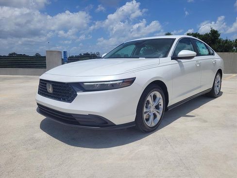 New 2025 Honda Accord LX image 3