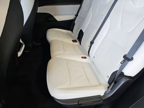 Used 2022 Tesla Model X AWD/4WD image 10