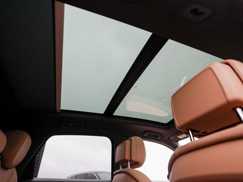 Certified 2022 Porsche Cayenne E-Hybrid image 30