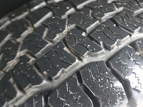 Used 2021 Nissan Titan SV w/ SV Convenience Package image 37