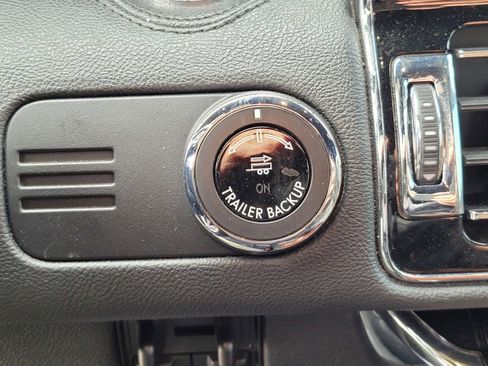 Used 2023 Lincoln Navigator Reserve image 24