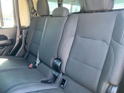 Used 2020 Jeep Gladiator Sport w/ Quick Order Package 24S AWD/4WD image 26