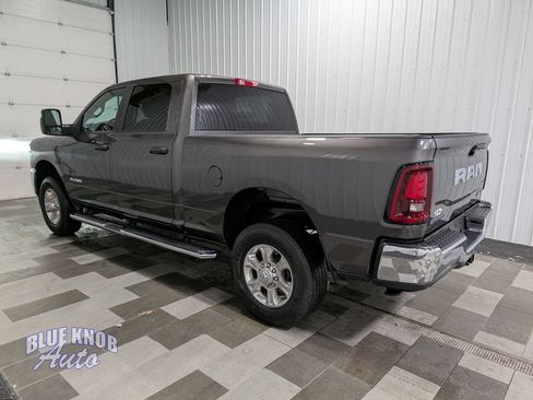 Used 2026 RAM 2500 Big Horn AWD/4WD image 2