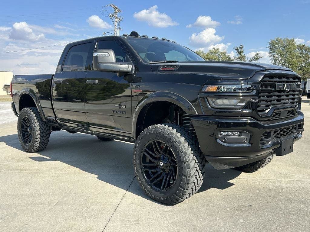 New 2025 RAM 2500 Big Horn AWD/4WD image 2