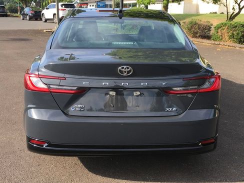 Used 2025 Toyota Camry XLE w/ Premium Package AWD/4WD image 5