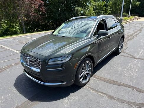 Used 2022 Lincoln Nautilus Reserve w/ Equipment Group 201A AWD/4WD image 3