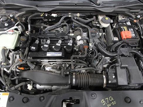 Used 2019 Honda Civic Touring image 21
